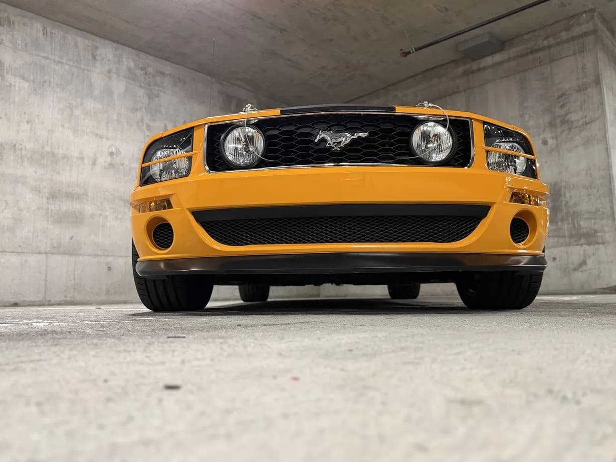 2007 Ford Saleen Mustang Parnelli Jones, view