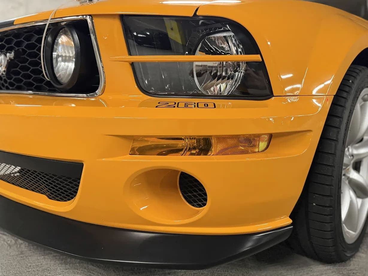 2007 Ford Saleen Mustang Parnelli Jones, view