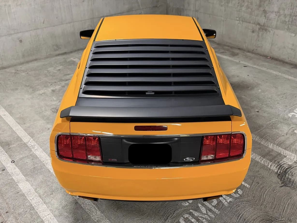 2007 Ford Saleen Mustang Parnelli Jones, view