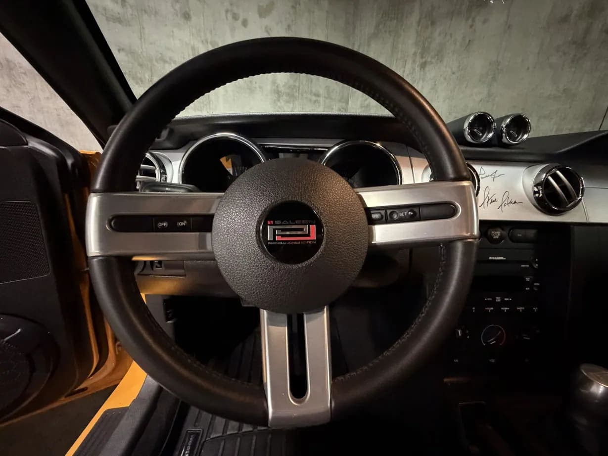 2007 Ford Saleen Mustang Parnelli Jones, view