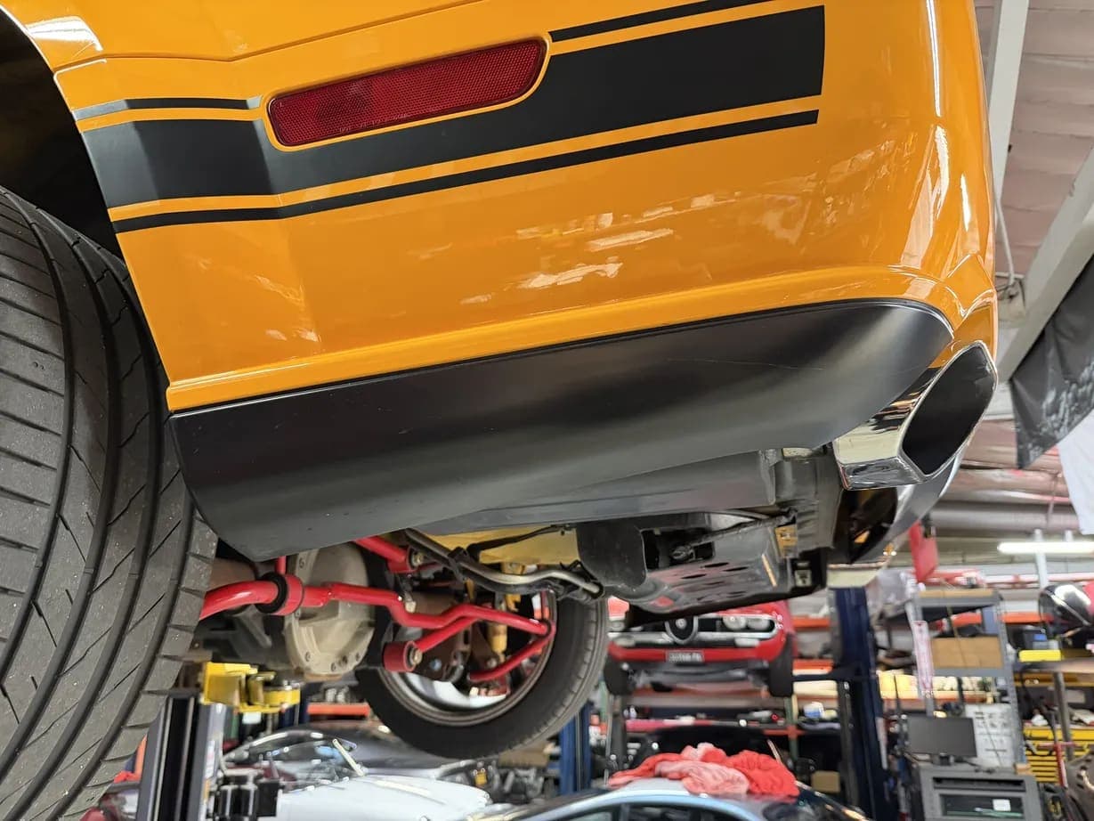 2007 Ford Saleen Mustang Parnelli Jones, view