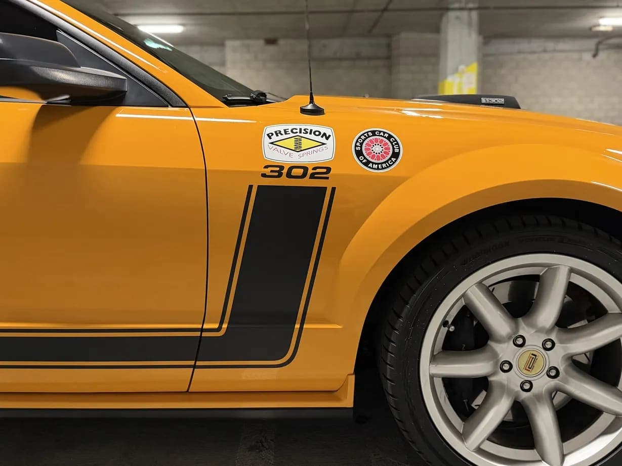 2007 Ford Saleen Mustang Parnelli Jones, view