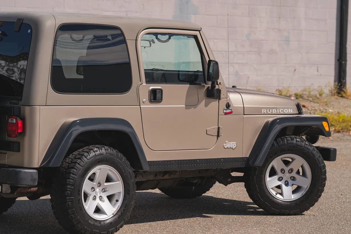 2004 Jeep Wrangler, view