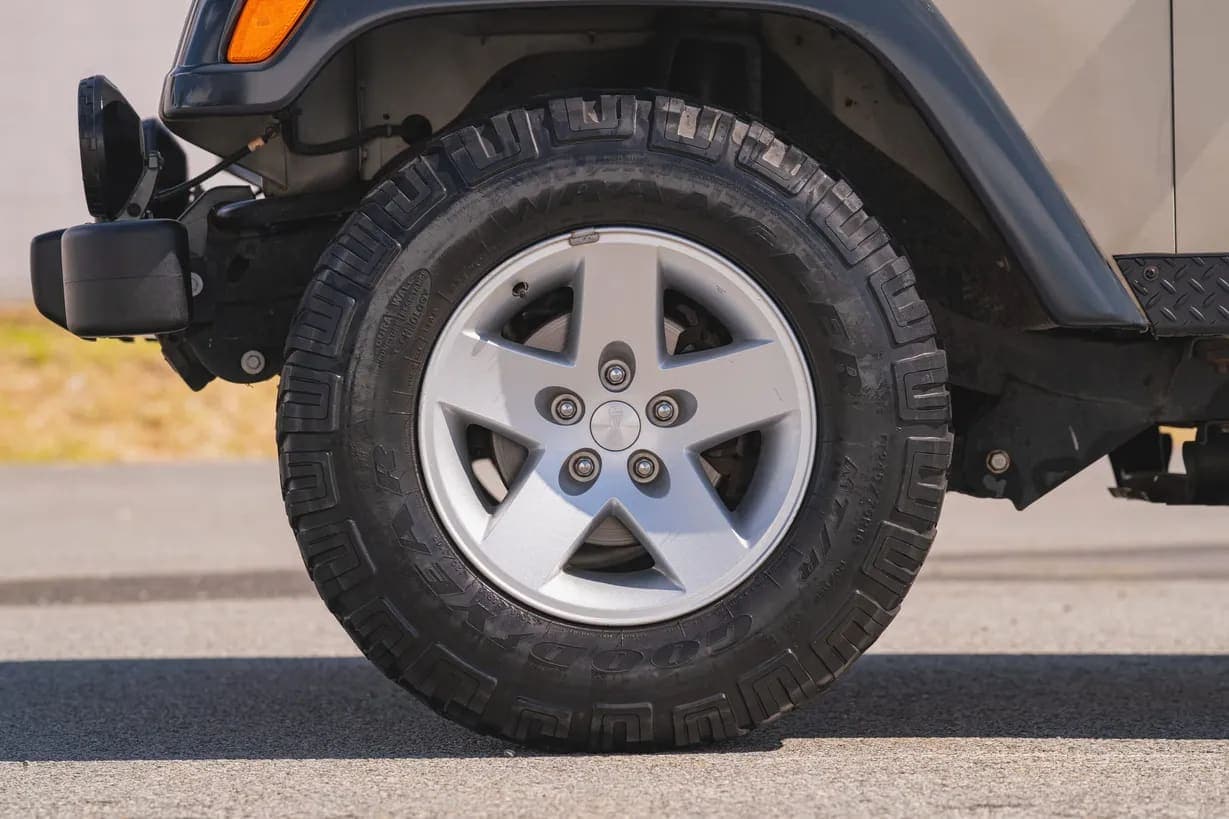 2004 Jeep Wrangler, view