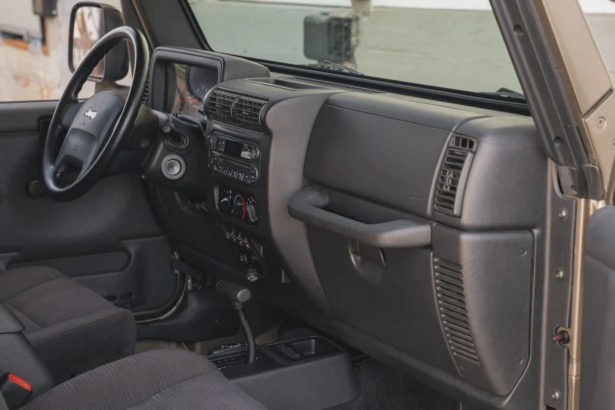 2004 Jeep Wrangler, view