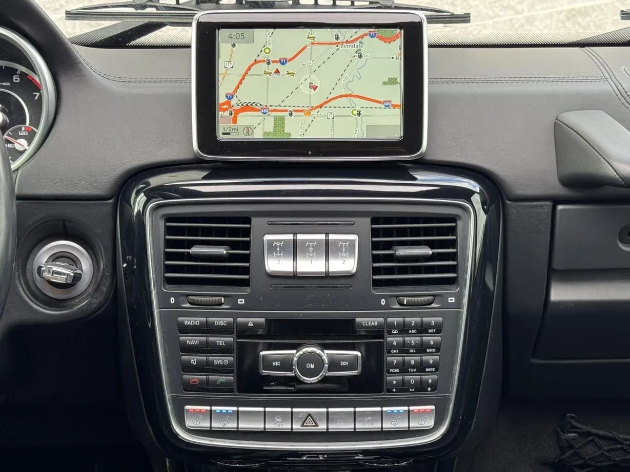 2015 Mercedes-Benz G63 AMG, view