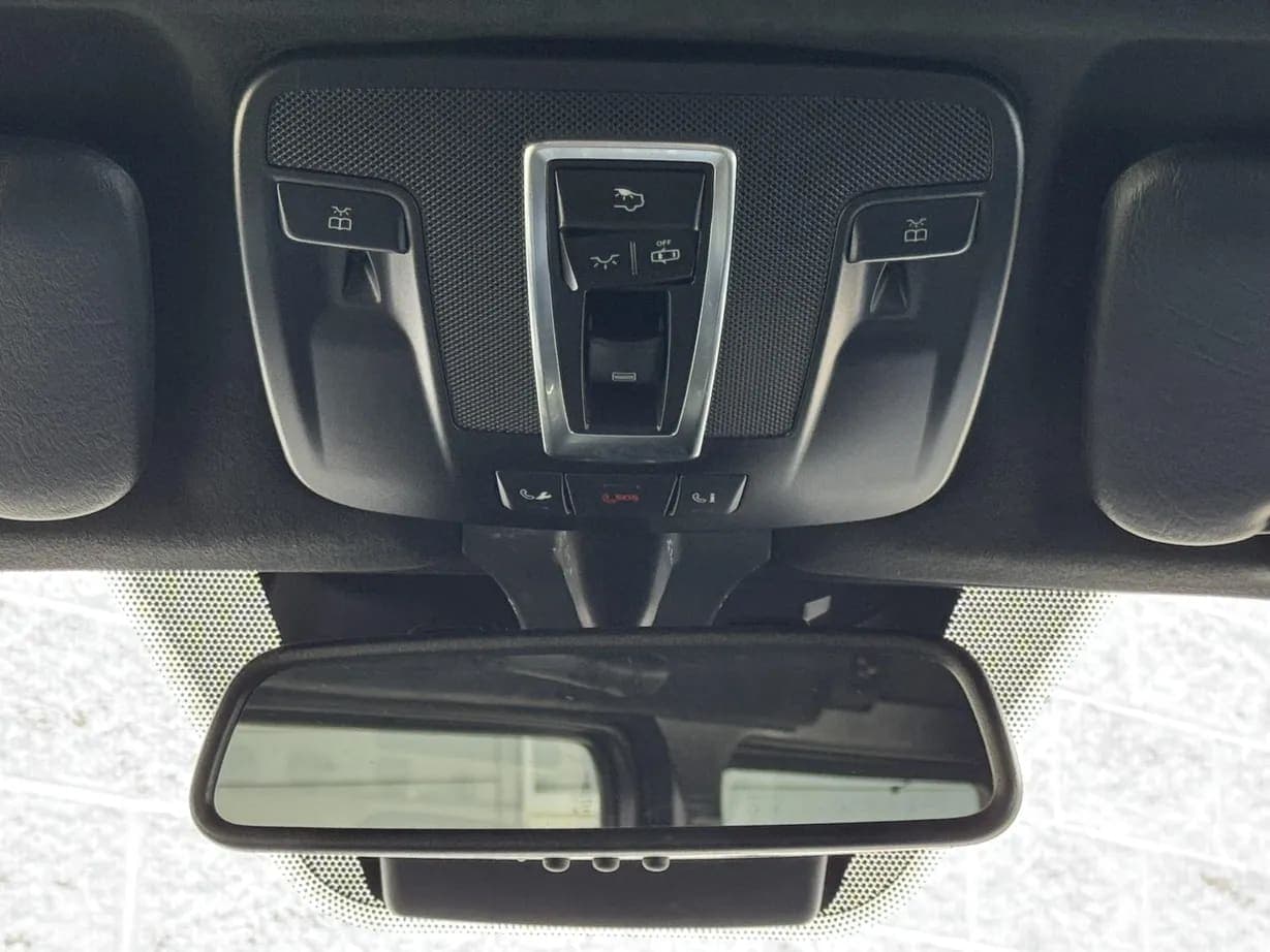 2015 Mercedes-Benz G63 AMG, view