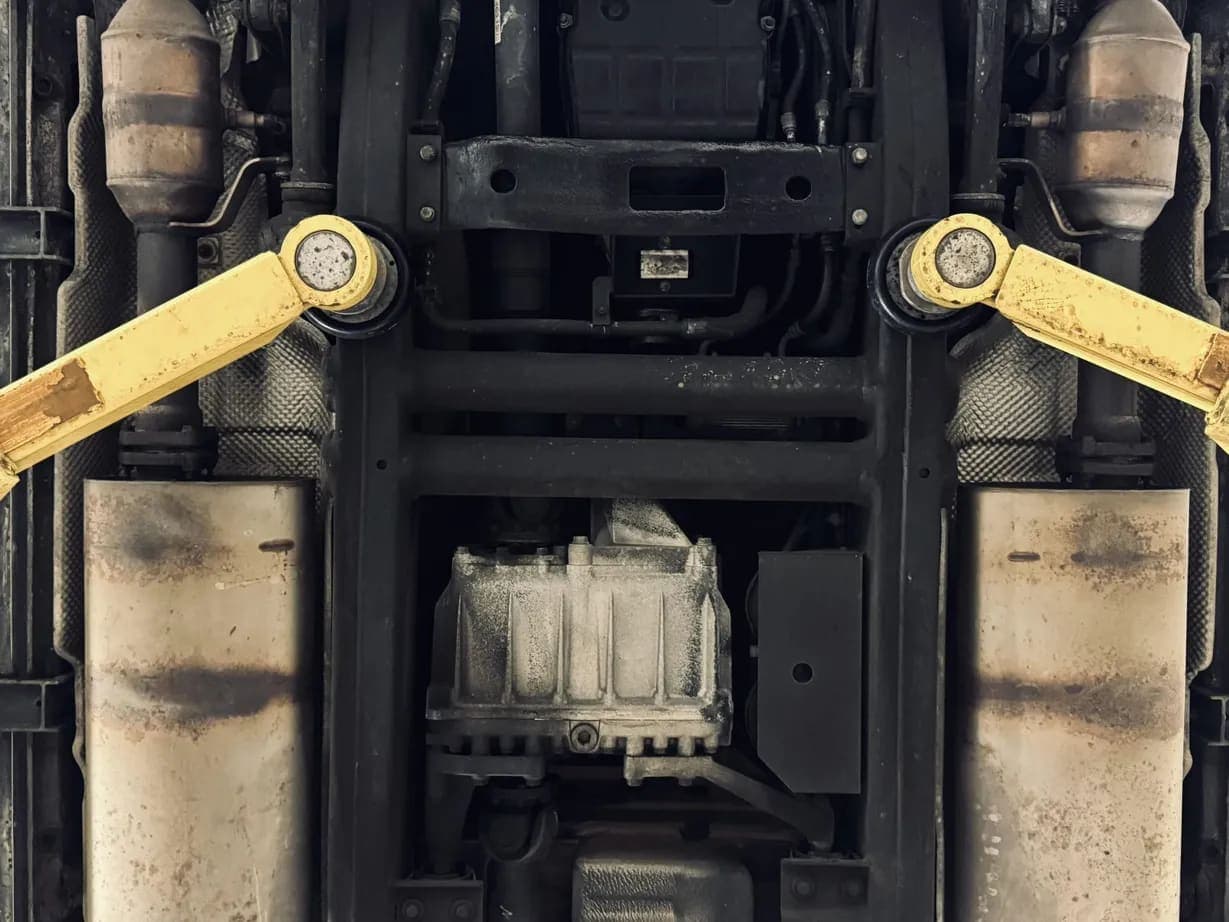 2015 Mercedes-Benz G63 AMG, view