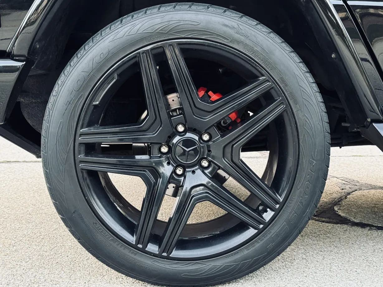 2015 Mercedes-Benz G63 AMG, view