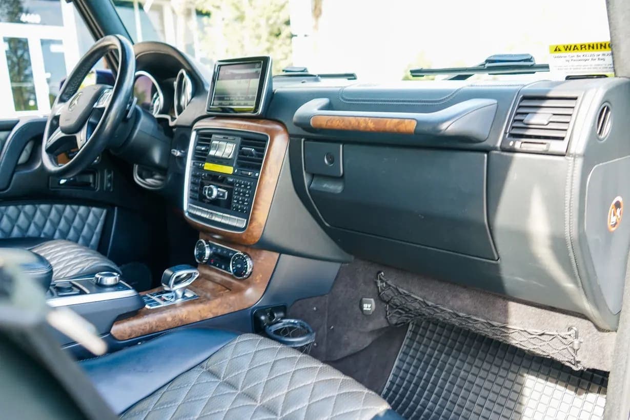 2014 Mercedes-Benz G63 AMG, view