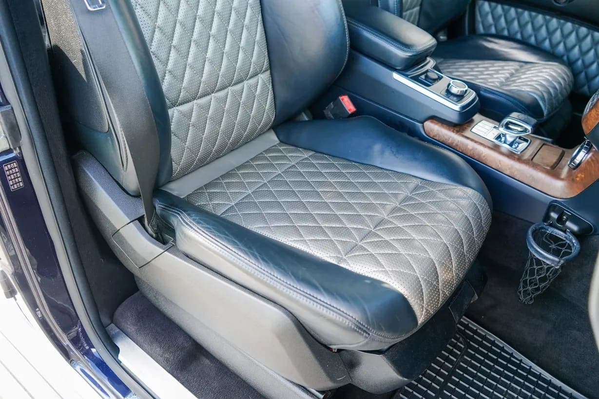 2014 Mercedes-Benz G63 AMG, view