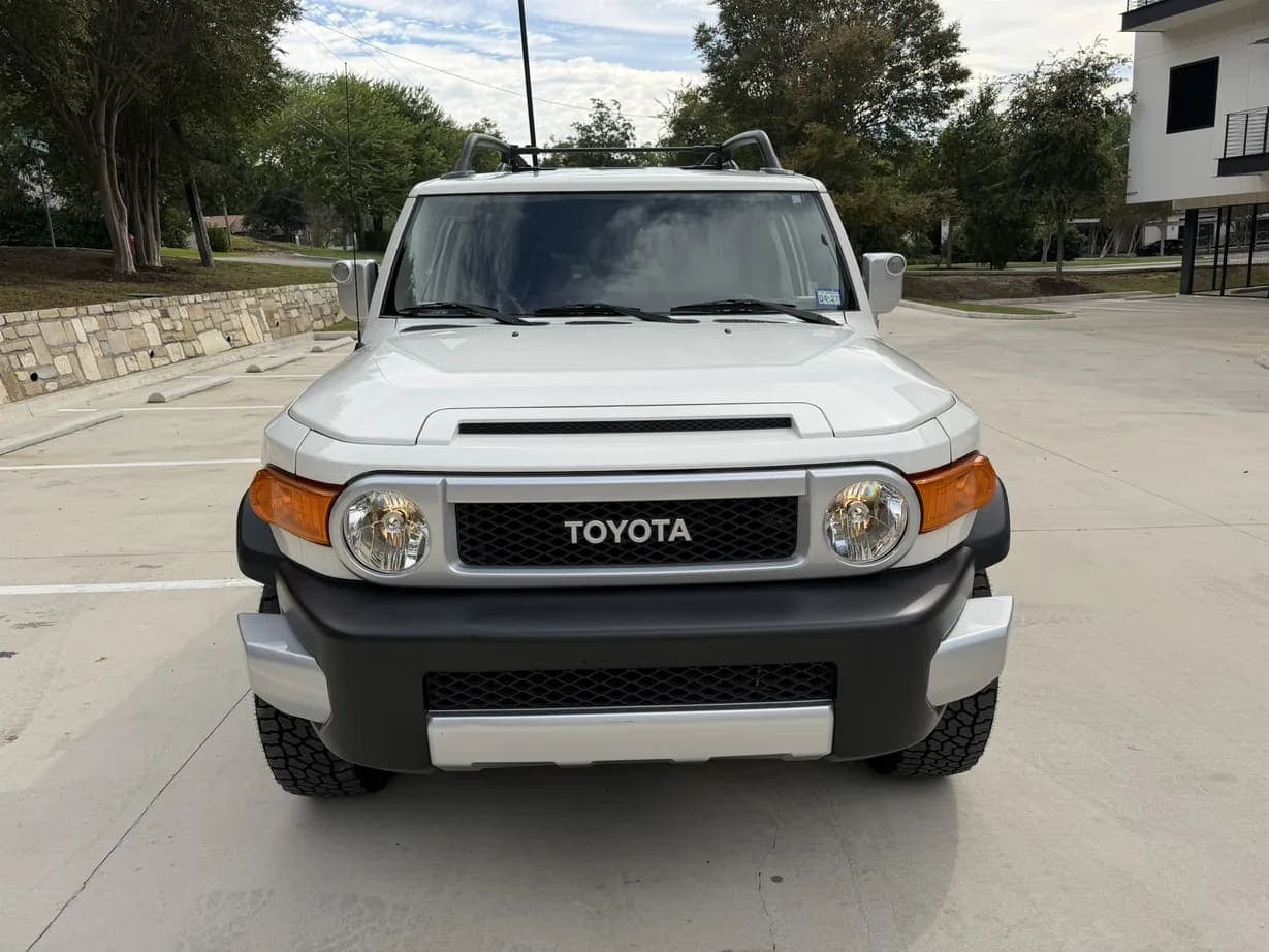 2014 Toyota FJ Cruiser, view