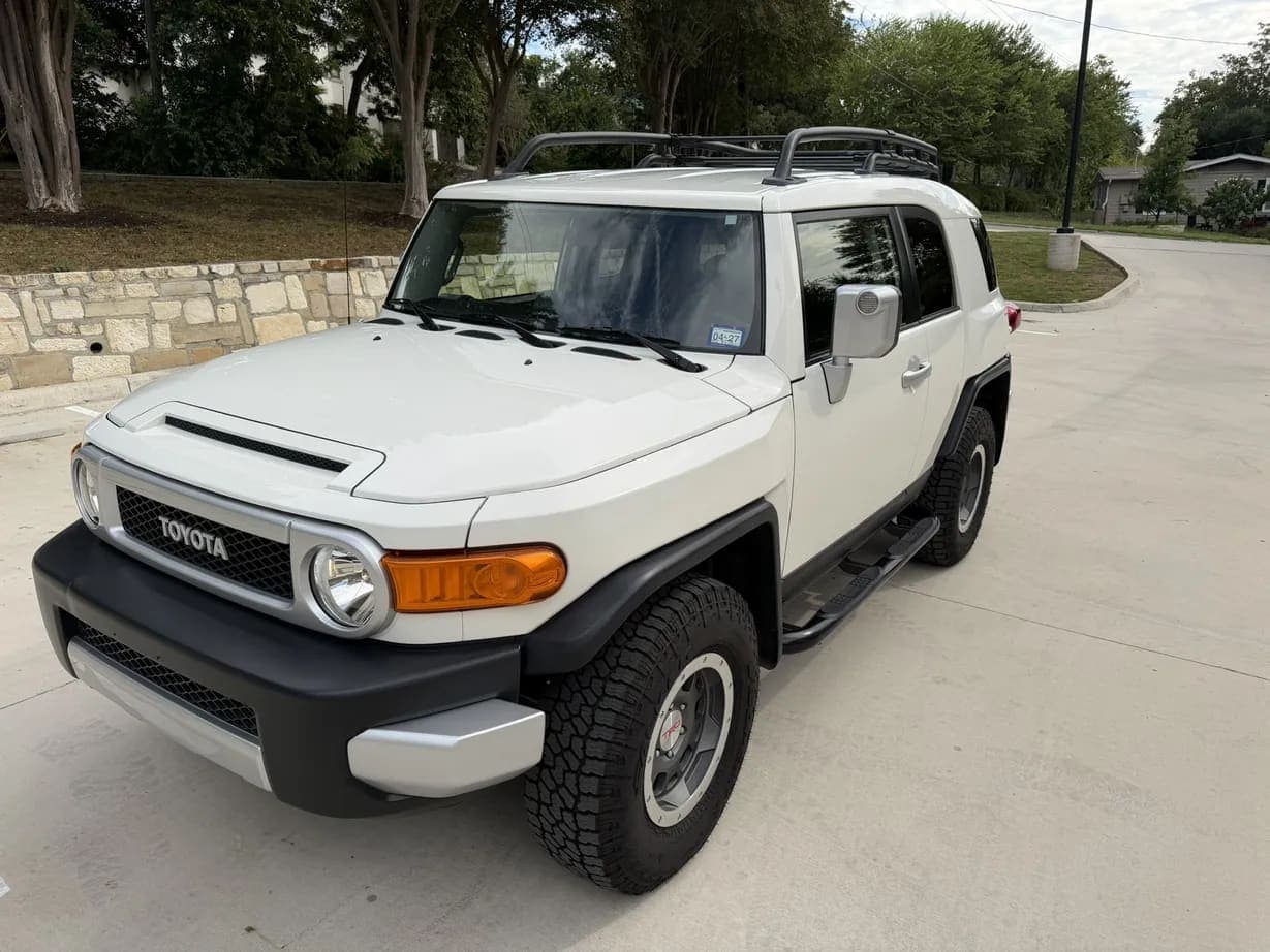 2014 Toyota FJ Cruiser, view