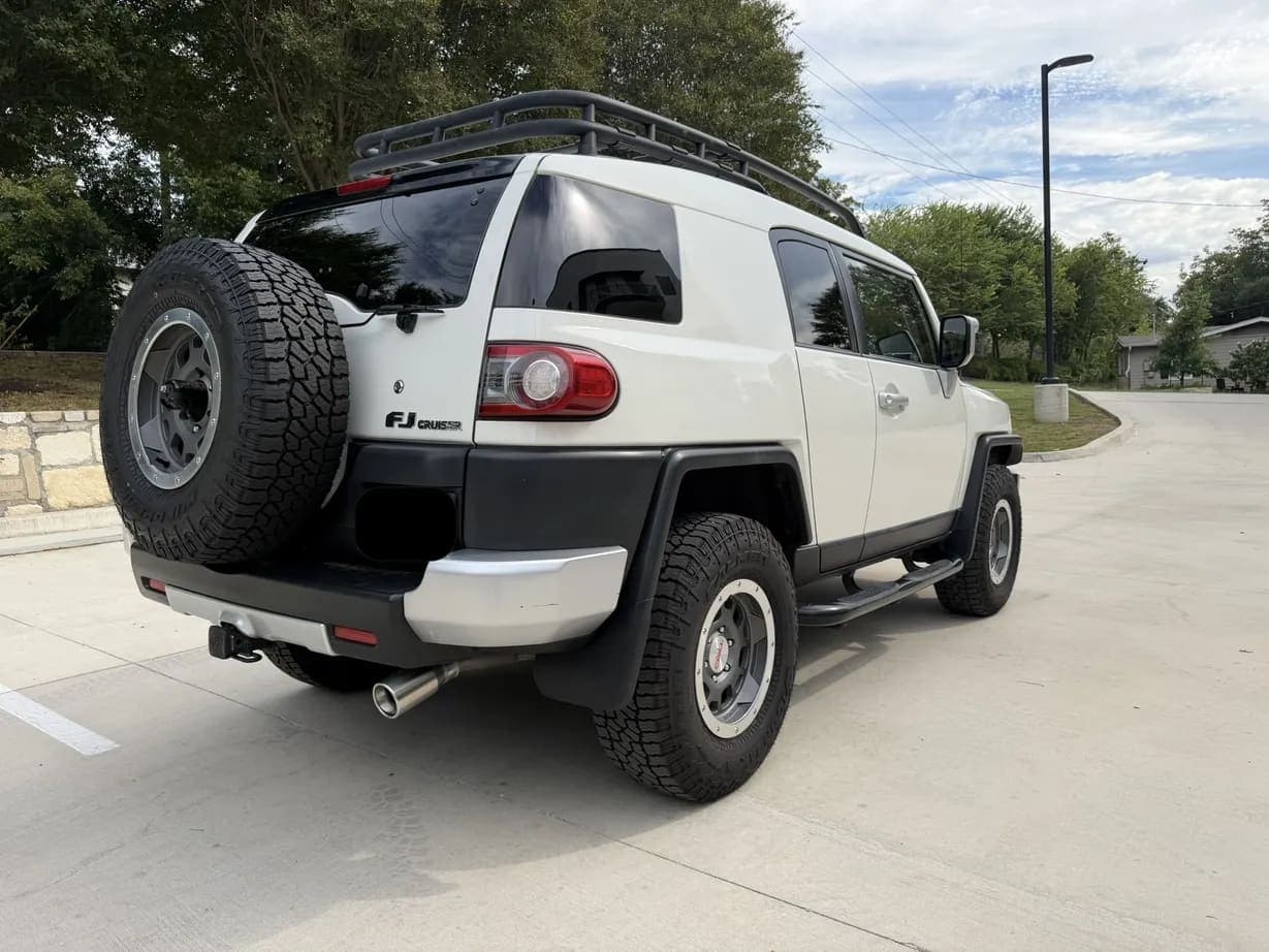 2014 Toyota FJ Cruiser, view