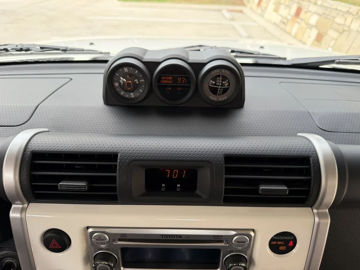 2014 Toyota FJ Cruiser, view