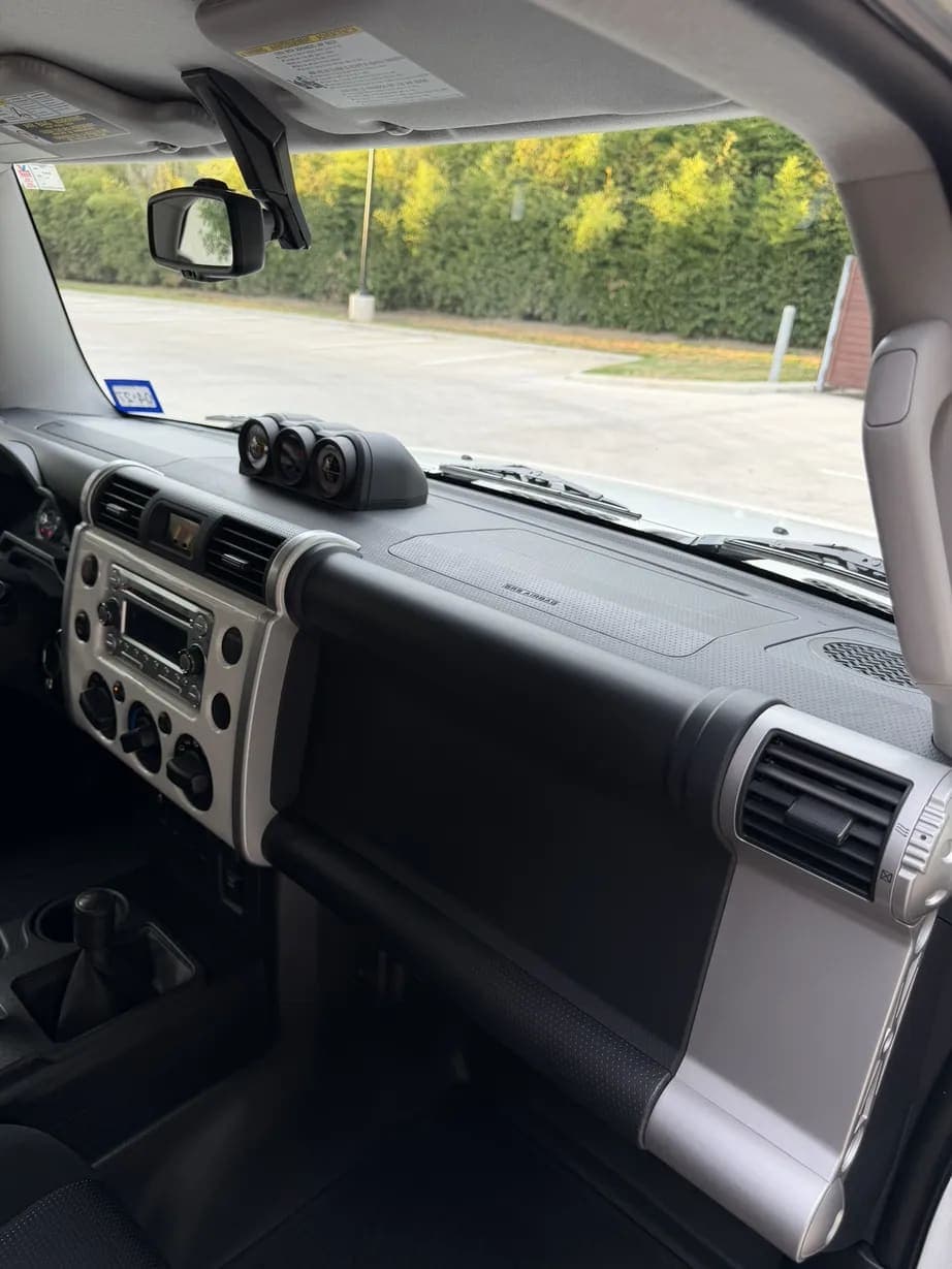 2014 Toyota FJ Cruiser, view