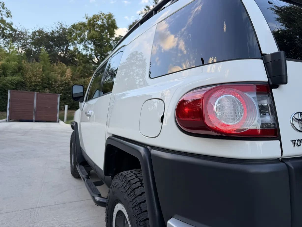 2014 Toyota FJ Cruiser, view
