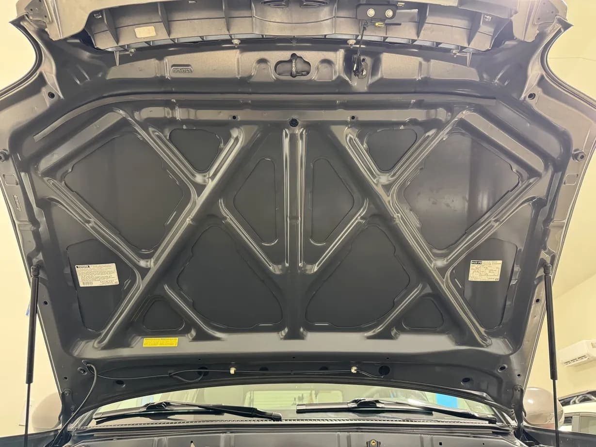 2005 Toyota Sequoia, view