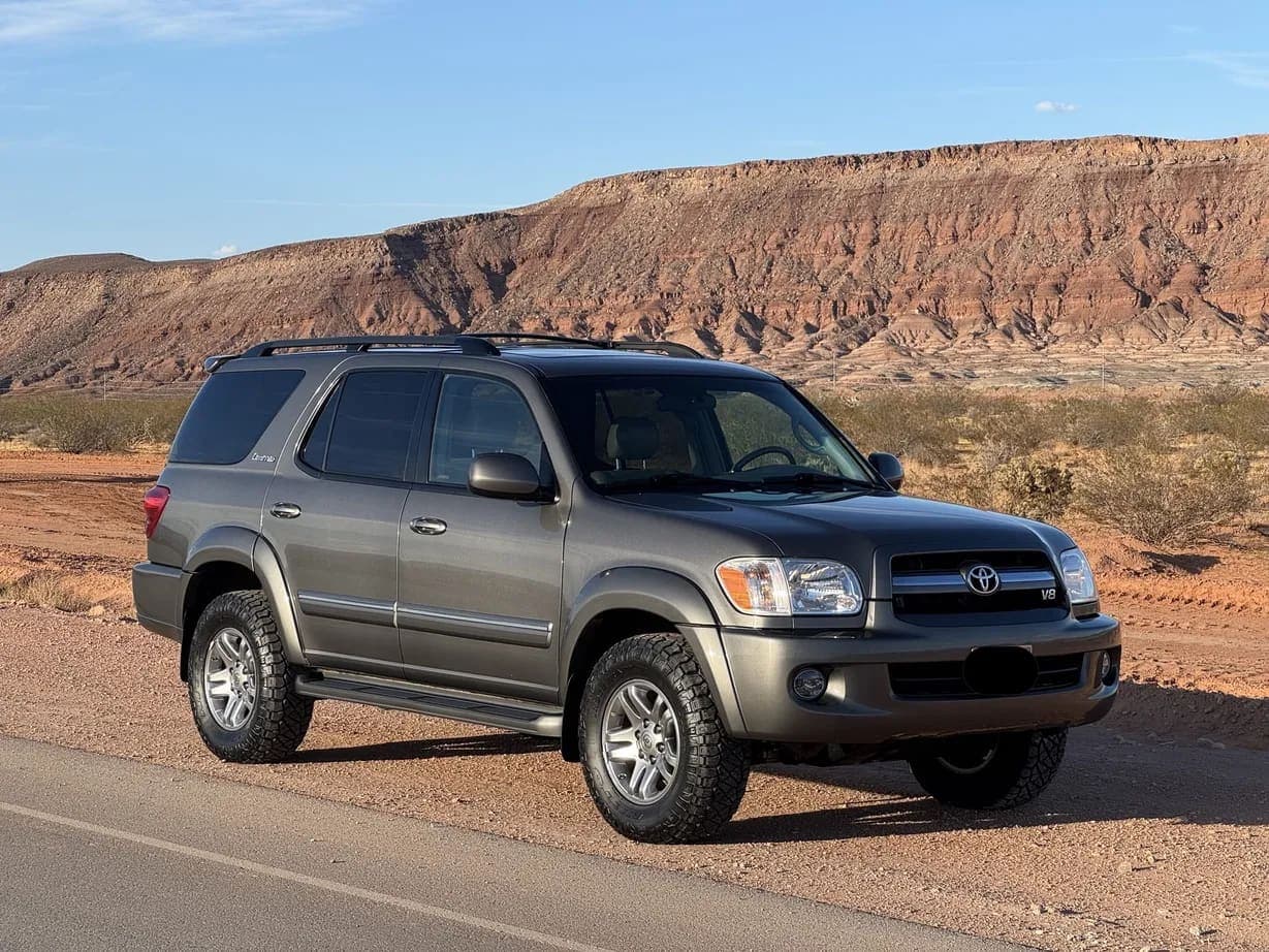 2005 Toyota Sequoia, view