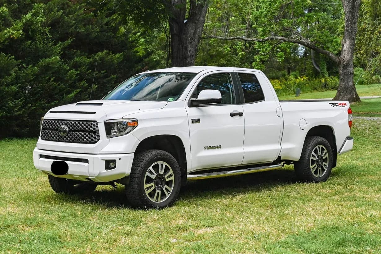 2018 Toyota Tundra exterior