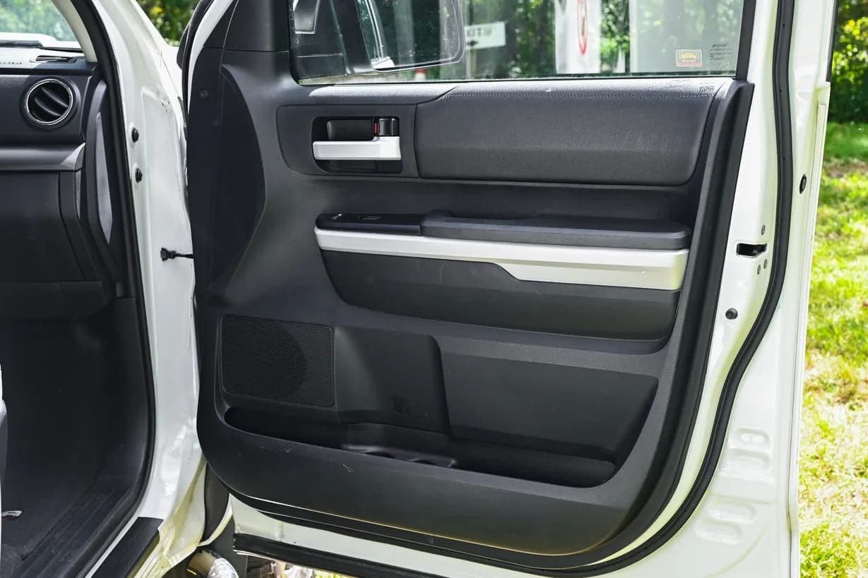 2018 Toyota Tundra, view