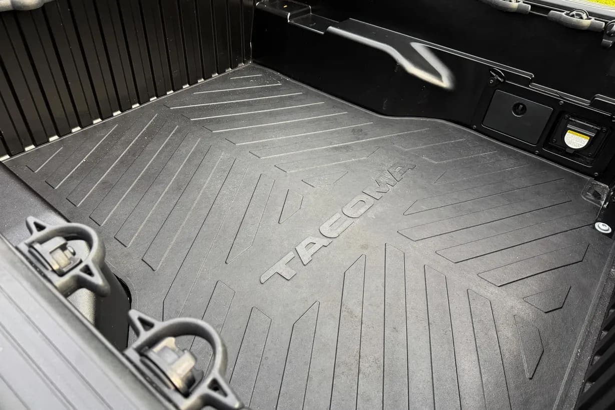 2015 Toyota Tacoma, view