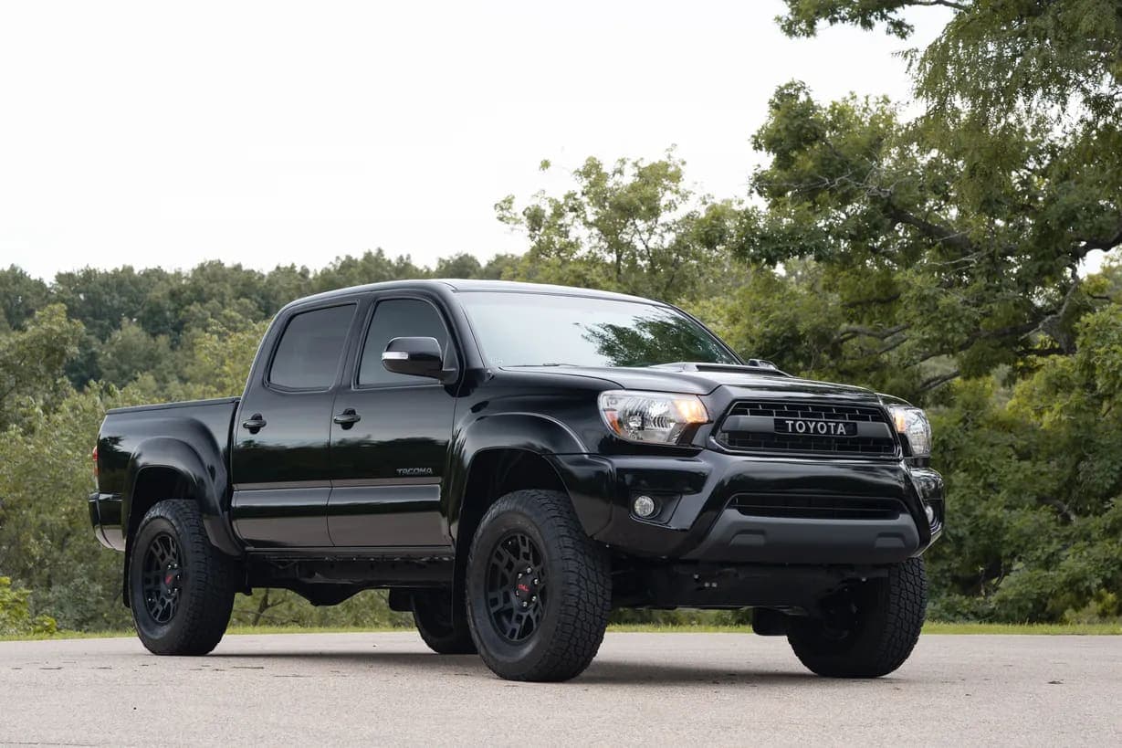 2015 Toyota Tacoma, view