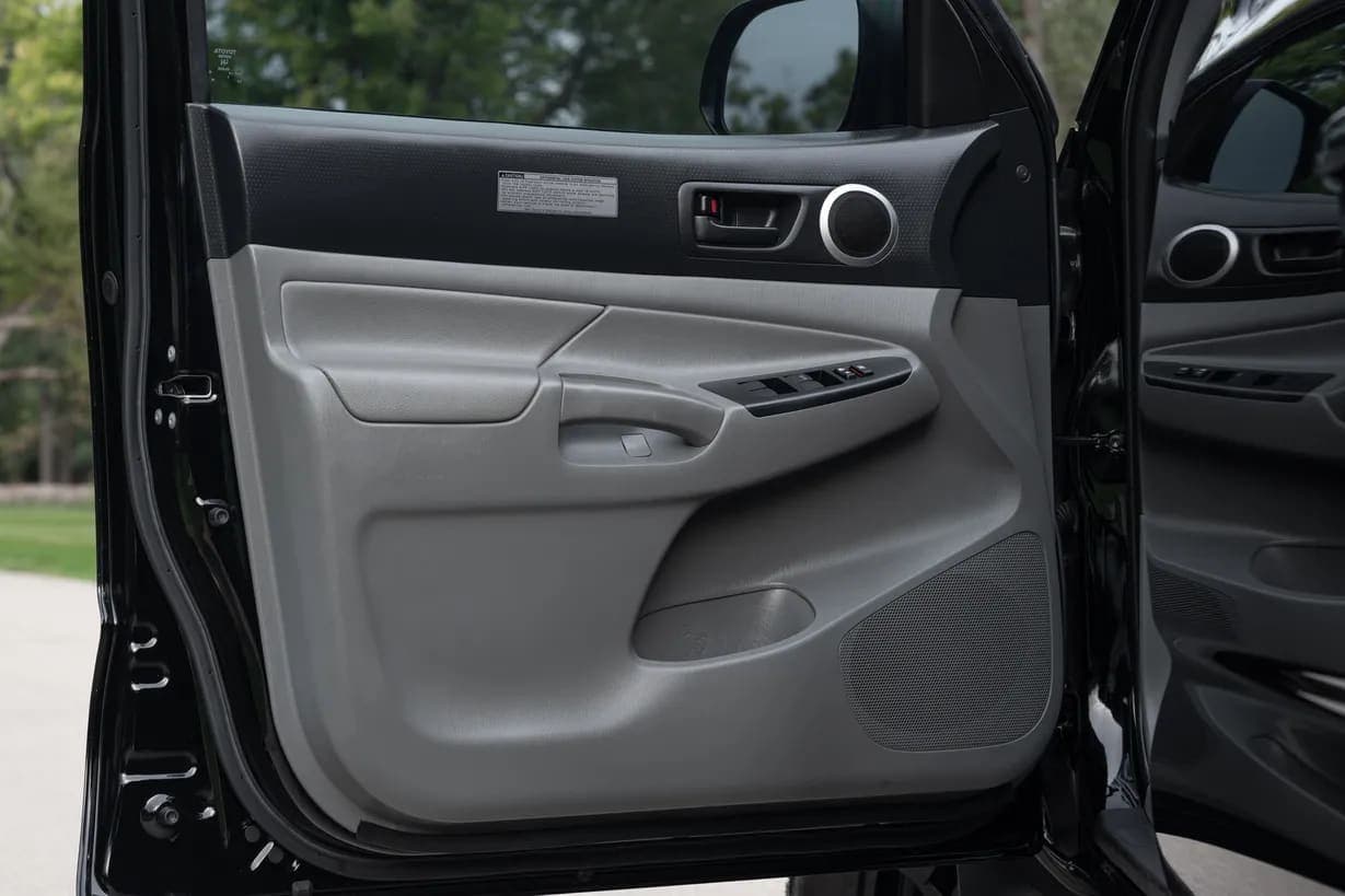 2015 Toyota Tacoma, view